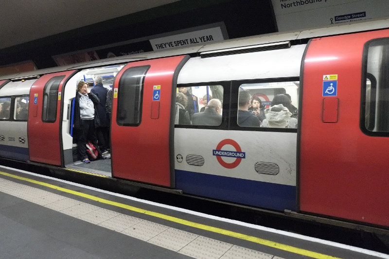 Paradas mas importantes del metro de londres